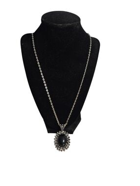 Vintage Silver Tone Black Glass? Bead Pendant Necklace Costume 25"